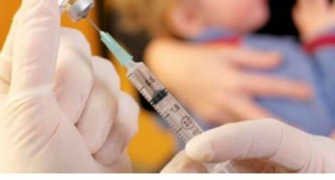 Vaccini: Cassazione ribalta la sentenza, Ministero costretto a risarcire